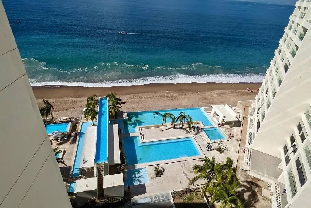 Harbor 13008A Artistic Beachfront Studio By Moikkarentals Puerto Vallarta